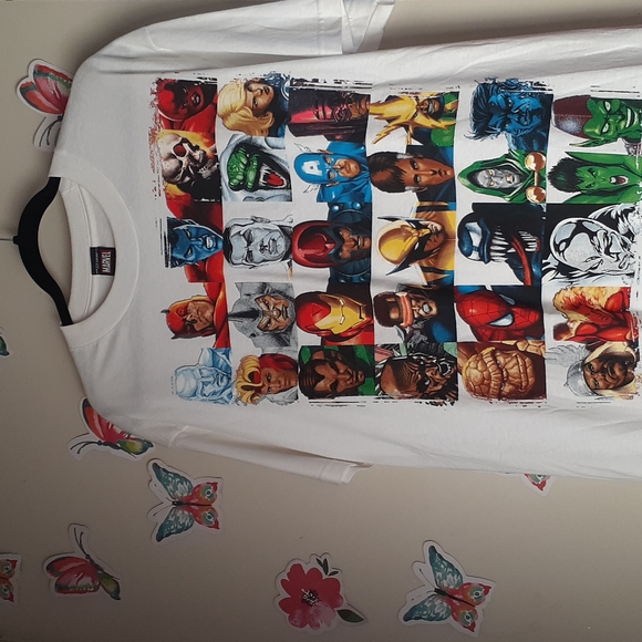 Mens Marvel tshirt size large - Picture 2 of 4